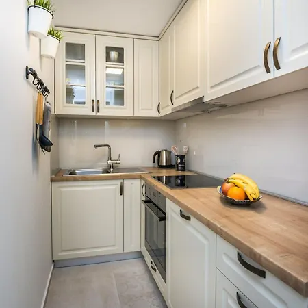 Malcic 1 By Interhome