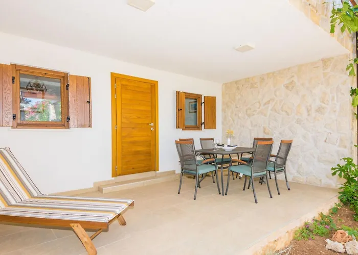 Malcic 1 By Interhome