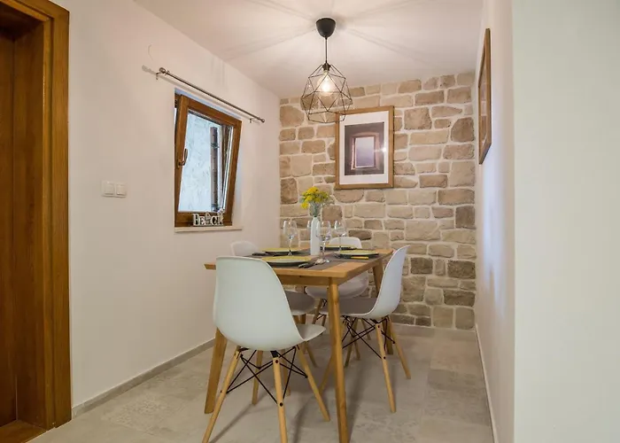 Malcic 1 By Interhome