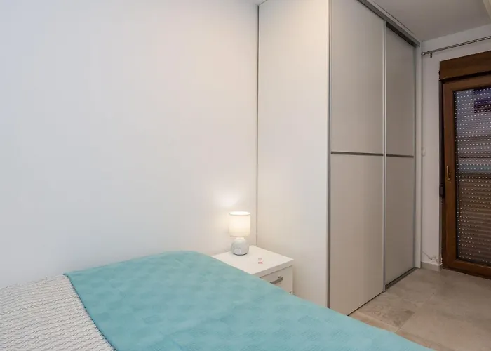 Malcic 1 By Interhome Apartmán Vir