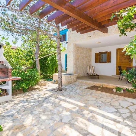 Apartman Malcic 1 By Interhome *