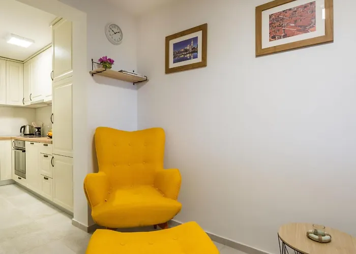 Apartman Malcic 1 By Interhome Vir